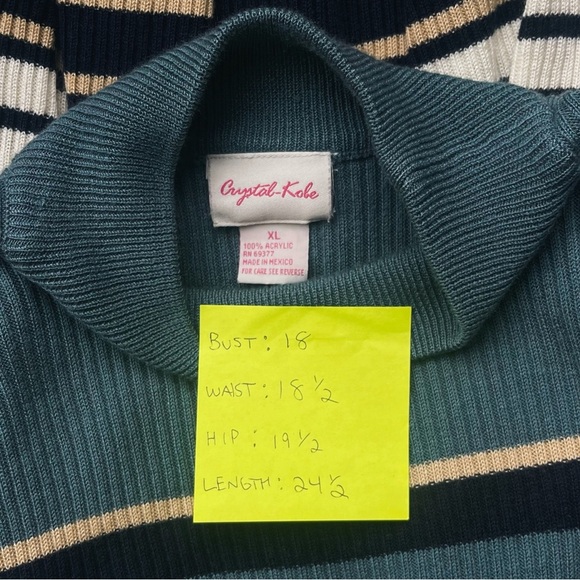 Vintage August Silk Women's Short Sleeve Mock Neck Striped Sweater - Picture 4 of 4